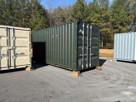 20’ high cube, single-use shipping container.
