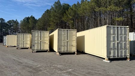Multiple single use containers on the Rebox Solutions lot.